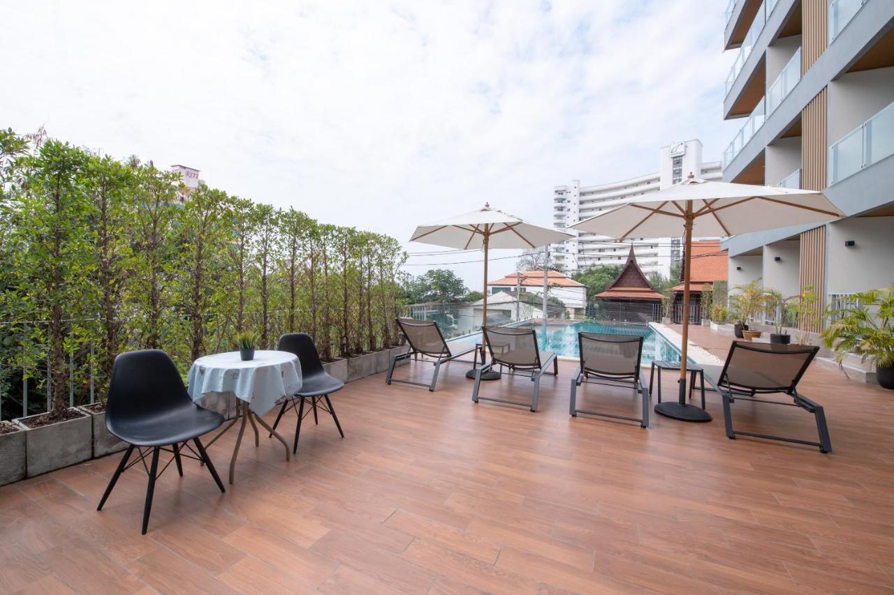 Blooming Hill Boutique Suites Паттайя Экстерьер фото