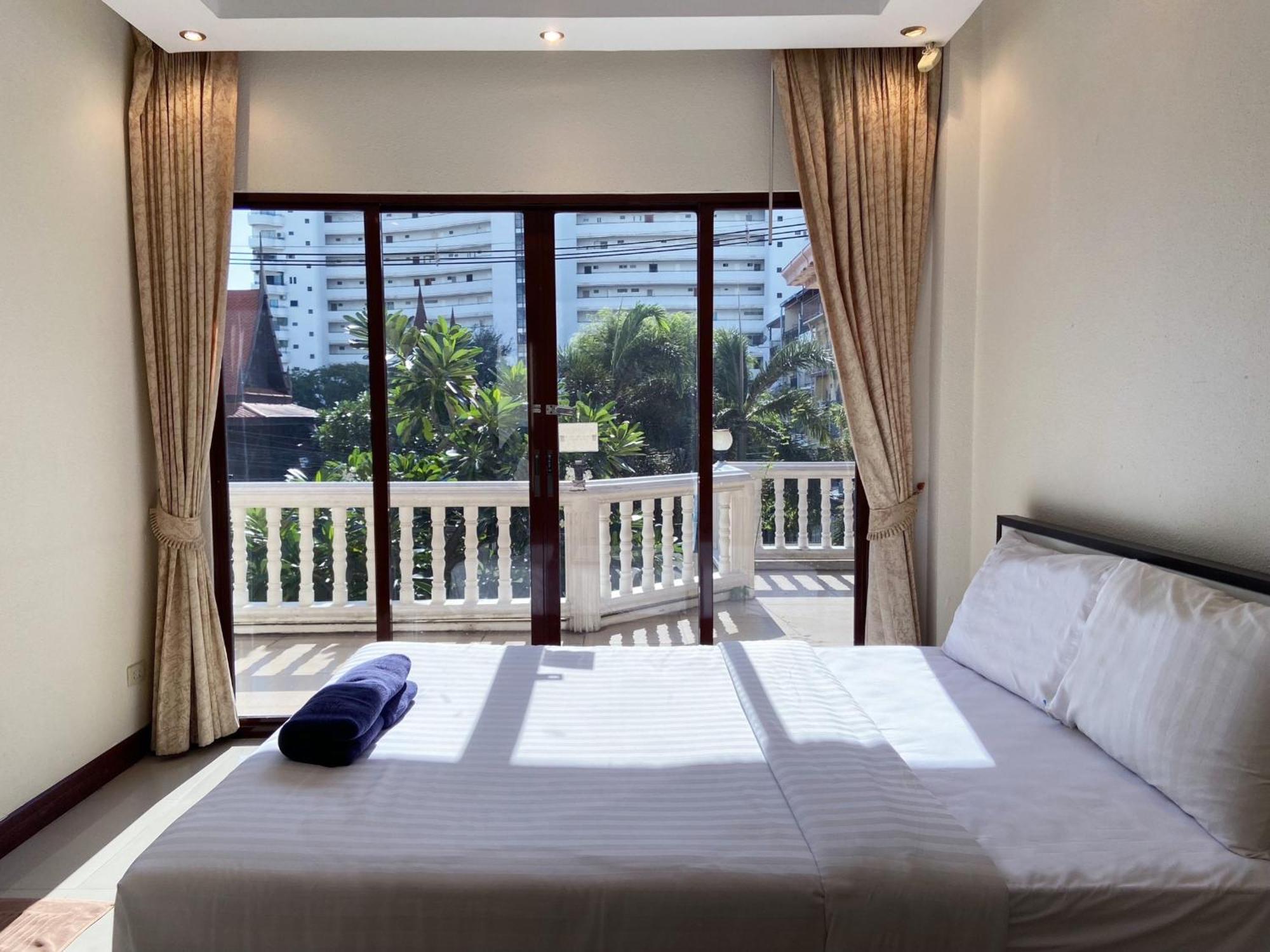 Blooming Hill Boutique Suites Паттайя Экстерьер фото
